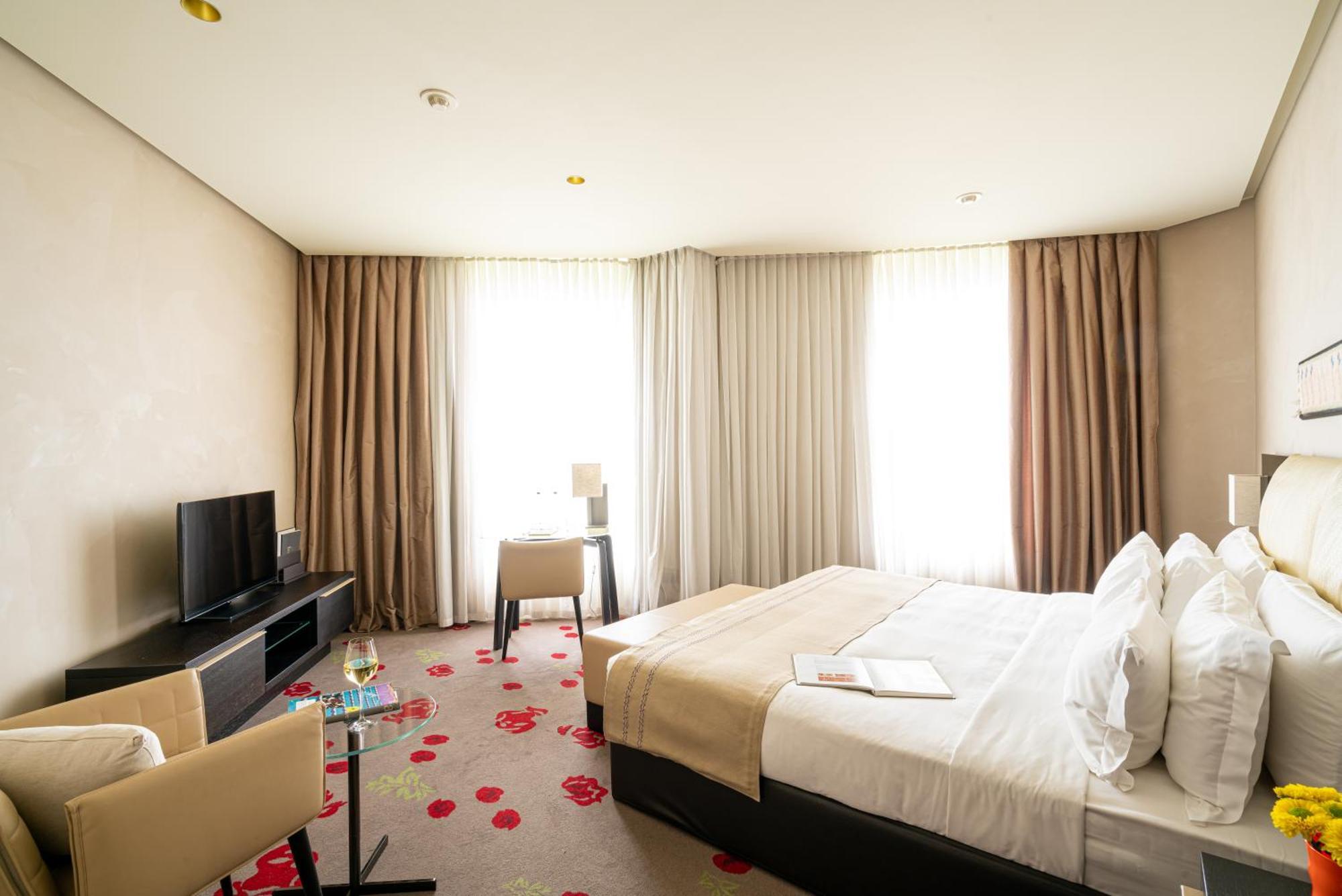 Hotel Berds Mgallery Collection Chisinau